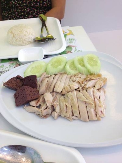 Kho ข้าวมันไก่โก๊ะตี๋ @ RCA