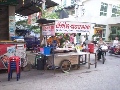 ผัดไท-หอยทอด พหล 69