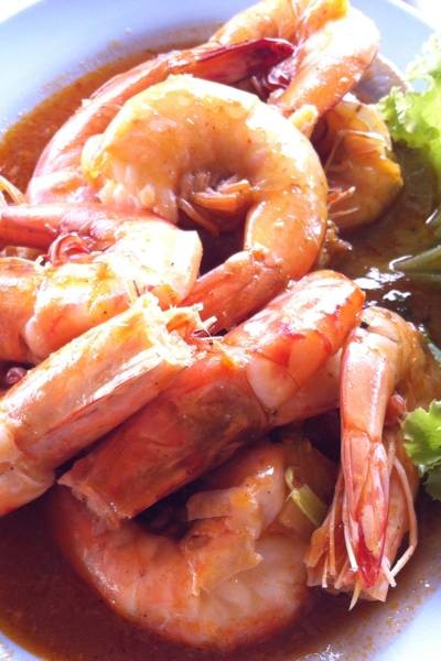 กุ้งอบเกลือ น้ำแดงราดซอสอร่อยมาก