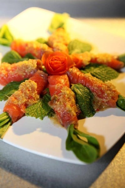 แซลมอนแช่น้ำปลา