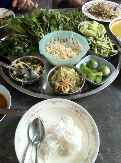 ขนมจีนเมืองคอน (Kanomjeen Mueangkon) ขนมจีนเมืองคอน (Kanomjeen Mueangkon)