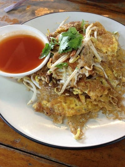 แม่ประยูร หอยทอด ผัดไท