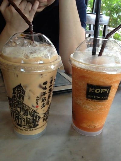 Kopi De Phuket Cafe’ & Restaurant ร้านอาหารพื้นเมือง และกาแฟ โกปี๊ เดอ ภูเก็ต
