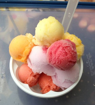 ไอศกรีมรวมรส อร่อยทุกรส