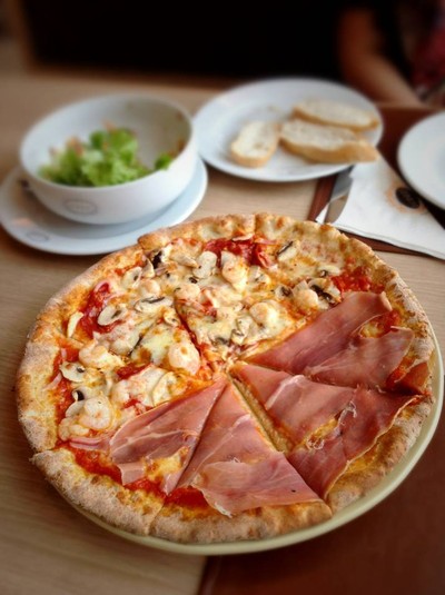 Scoozi Urban Pizza เดอะ พรอมานาด