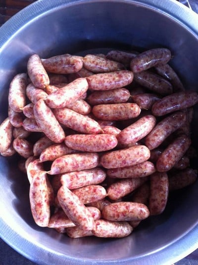 ไส้กรอกอีสาน สดๆ ทำวันต่อวันค่ะ 
สั่งเป็นของฝากได้นะคะ ที่เบอร์ 083-1501389ค่ะ