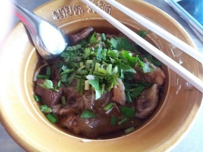 ก๋วยเตี๋ยวเนื้อนายต. รังสิต (Nai To Rangsit Beef Noodle) ก๋วยเตี๋ยวเนื้อนายต. รังสิต (Nai To Rangsit Beef Noodle)
