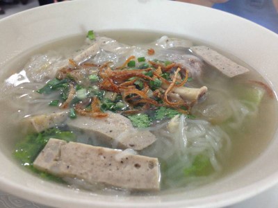 แหนมเนืองทูเฮือง (NAEMNUEANG TUHUEANG RESTAURANT) ศรีนครินทร์ แหนมเนืองทูเฮือง (NAEMNUEANG TUHUEANG RESTAURANT) ศรีนครินทร์