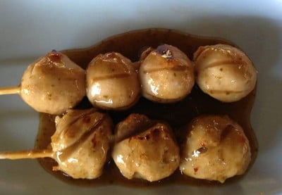 ลูกชิ้นปิ้ง ไม้ละ 10฿เน่อเจ้า