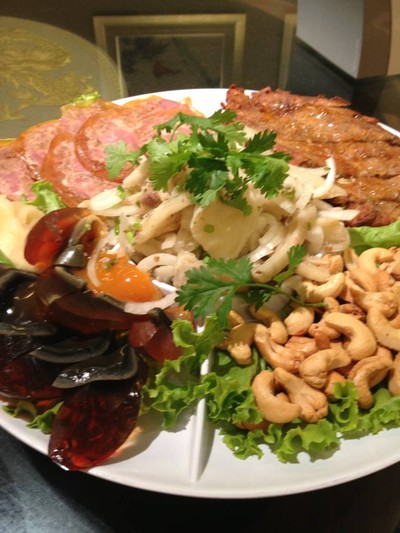 ภัตตาคารเจี่ยท้งเฮง (JIA TONG HENG RESTAURANT) ฟ้าฮ่าม ภัตตาคารเจี่ยท้งเฮง (JIA TONG HENG RESTAURANT) ฟ้าฮ่าม