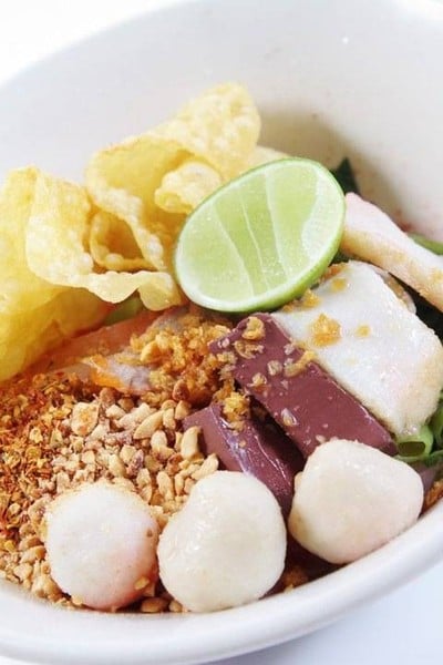 เล่าอึ้งเย็นตาโฟ