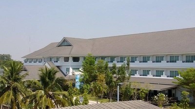 โรงแรมธนินทรกรีนปาร์ค