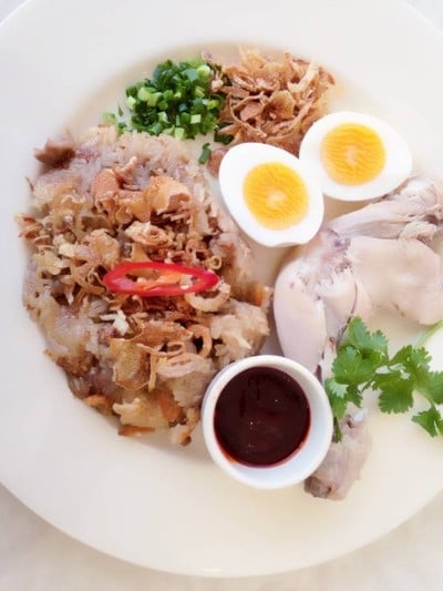 Phuket Tea Station (ภูเก็ต ที สเตชั่น) Phuket Tea Station (ภูเก็ต ที สเตชั่น)