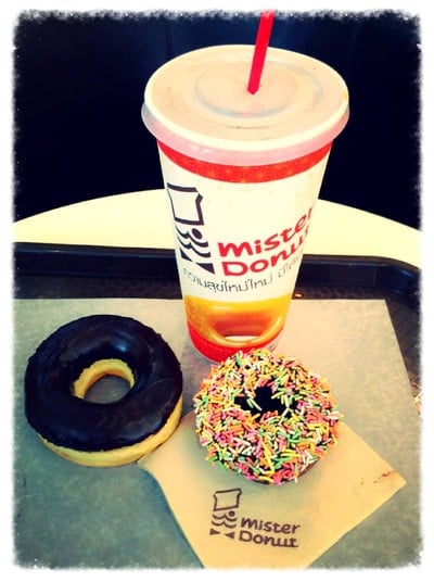 Mister Donut (มิสเตอร์ โดนัท) เซ็นจูรี่ อนุสาวรีย์ Mister Donut (มิสเตอร์ โดนัท) เซ็นจูรี่ อนุสาวรีย์