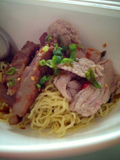 ก๋วยเตี๋ยวคำหวาน ทุ่งโฮเต็ลพลาซ่า