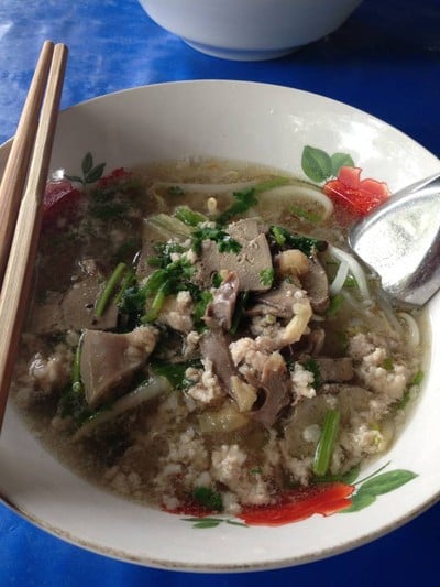 เส้นเล็กหมู