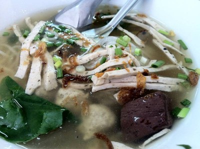 สามชัยกาแฟ หน้าศาลจังหวัดอุบลฯ