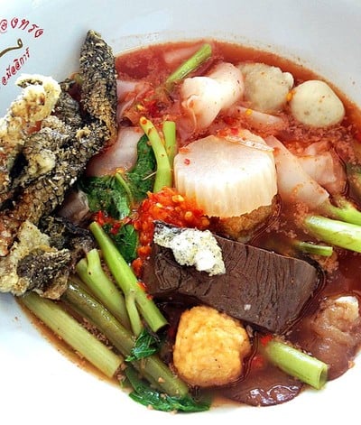 เย็นตาโฟเครื่องทรง โดย อ.มัลลิการ์ เทอมินอล 21
