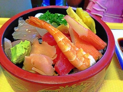 ข้าวหน้าปลาดิบ