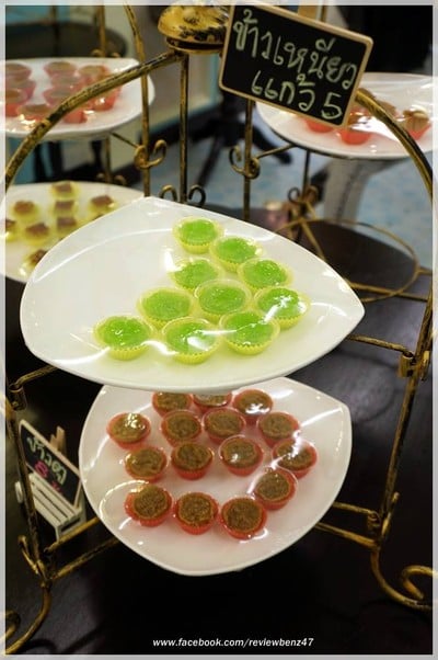 ขนมไทยพอดีคำ