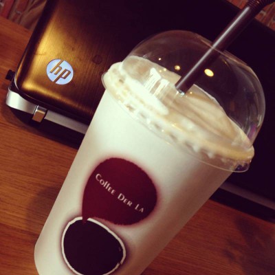 Coffee Der La (คอฟฟี่ เด้อ หล่า) โอโซนวิลเลจ Coffee Der La (คอฟฟี่ เด้อ หล่า) โอโซนวิลเลจ