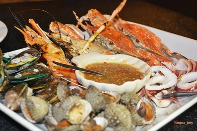 สุภัทรา บาย เดอะ ซี