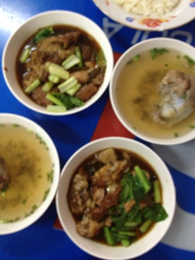 ข้าวขาหมู หมี่ภูเก็ต