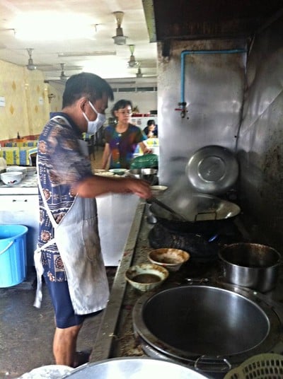 บะหมี่โกล้าน
