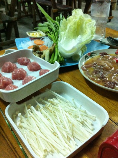 สุกี้ฮ่องกง (SUKI HONG KONG) สุกี้ฮ่องกง (SUKI HONG KONG)