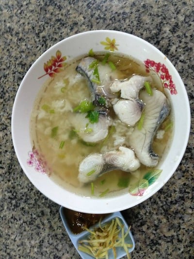 ข้าวต้มปลา ครัวบ้านเจ๊ใหญ่