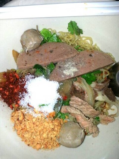บะหมี่แห้ง