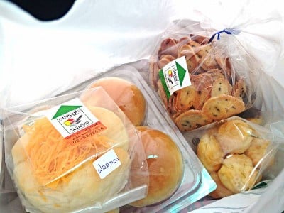 ขนมปังฝอยทอง, ขนมปังไส้สังขยา, เอแคลร์ และพายกรอบ