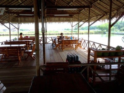 ลุงโป๊ะซีฟู๊ด