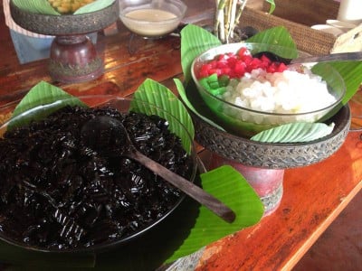 บุพเฟ่ต์ ขนมจีนบ้านเจ็ดยอด