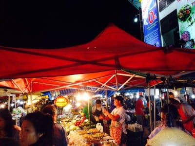 ตลาดนัดมีโชค