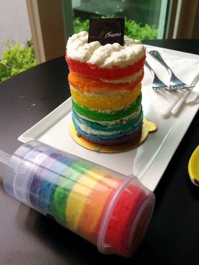 Rainbow cake & Cake Pop