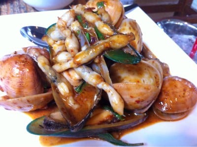 ห้องอาหารธารา