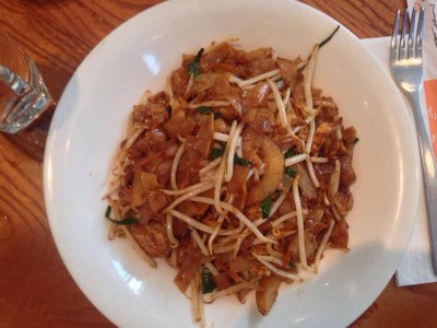 ผัดก๋วยเตี๋ยว