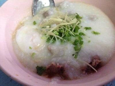โจ๊กหมูใส่ไข่ไก่ อยากชิมโจ๊กไก่ใส่ไข่หมู มั่งอ่ะ หุหุ
