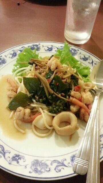 สปาเกตตี้ขี้เมาทะเล