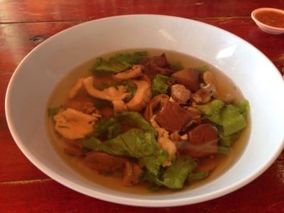 ข้าวขาหมูบางหว้า นายต๋อง หนองดินแดง