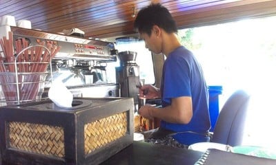 Thom Artisan Coffee ตรงข้ามคณะเภสัช มช.