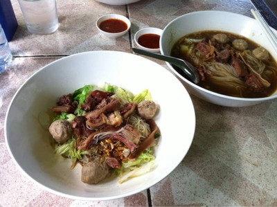 ช้างม่อยกาแฟ ก๋วยเตี๋ยวช้างม่อย@คูเมือง (ช้างม่อยกาแฟ) สาขาคูเมือง ช้างม่อยกาแฟ ก๋วยเตี๋ยวช้างม่อย@คูเมือง (ช้างม่อยกาแฟ) สาขาคูเมือง