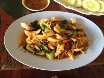 ผัดฉ่าเห็ดออริจิ
