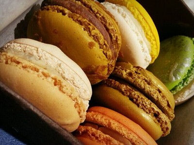 Dhara Dhevi Macaron (ดาราเทวีมาการอง) Central festival Chiangmai Dhara Dhevi Macaron (ดาราเทวีมาการอง) Central festival Chiangmai
