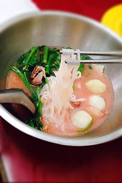 เฮียปิง ก๋วยเตี๋ยวลูกชิ้นปลาหมึก (Hia Ping Noodle) หาดใหญ่ เฮียปิง ก๋วยเตี๋ยวลูกชิ้นปลาหมึก (Hia Ping Noodle) หาดใหญ่