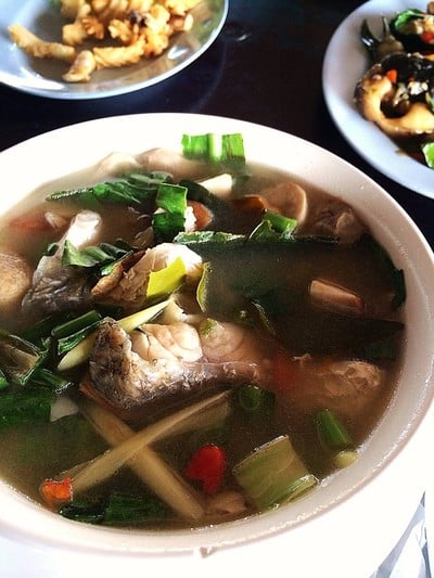 ครัวน้าเนียมซีฟู๊ด (KHRUA NA NIAM SEAFOOD RESTAURANT) ครัวน้าเนียมซีฟู๊ด (KHRUA NA NIAM SEAFOOD RESTAURANT)