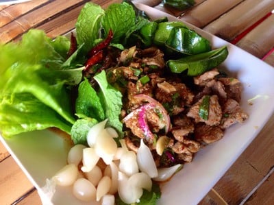 อีสานครกไม้ (I SAN KHROK MAI RESTAURANT) อีสานครกไม้ (I SAN KHROK MAI RESTAURANT)