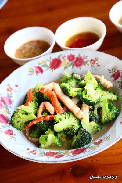 เรือนไทยกุ้งเผา วัดเชิงเลน