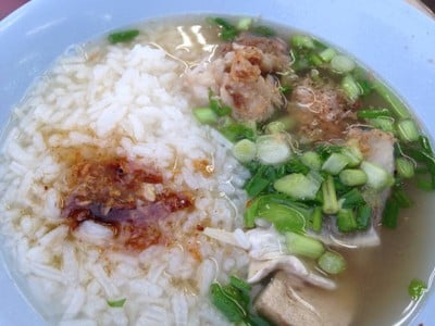 ข้าวต้มปลาสวนรื่น ข้าวต้มปลาสวนรื่น ถนนจันทน์